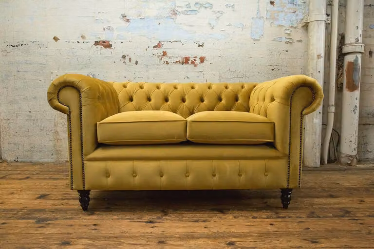 Chesterfield Sofa 2 Sitz Polster Couchen Couch Dreisitzer Gelb Sofas Samt