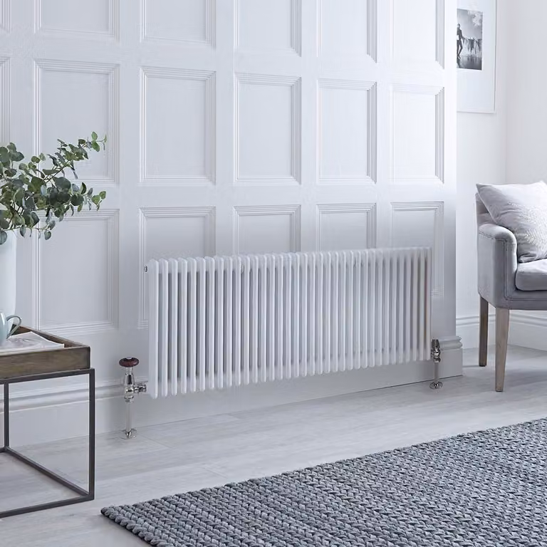 Radiatore Orizzontale Bianco Tradizionale a Tripla Colonna - 750mm x 1595mm - Regent