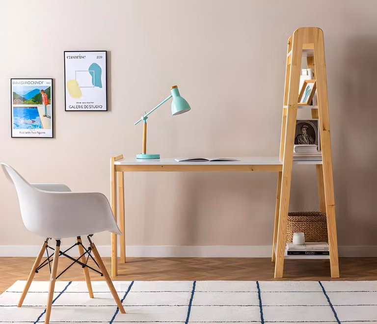 Kompakter Weißer Computertisch Luxuriöser Schreibtisch Designer Möbel