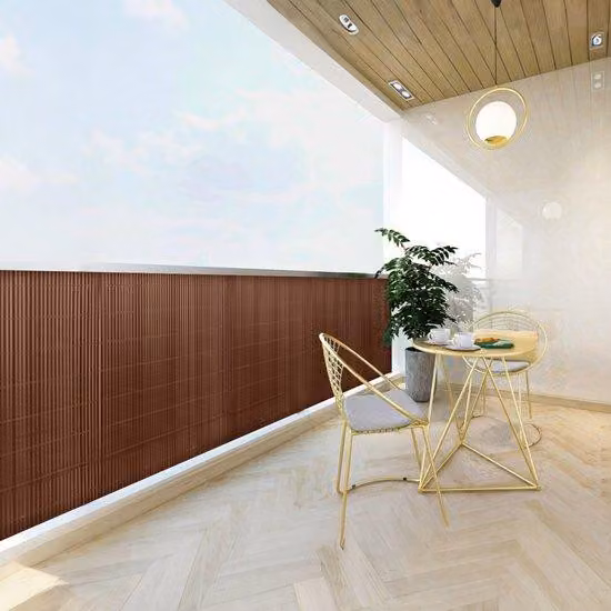 Griglia per porta in PVC, 1,2x4 metri, per garantire privacy – Griglia per porta da giardino e balcone, colore marrone, dimensioni 1,2x4 metri