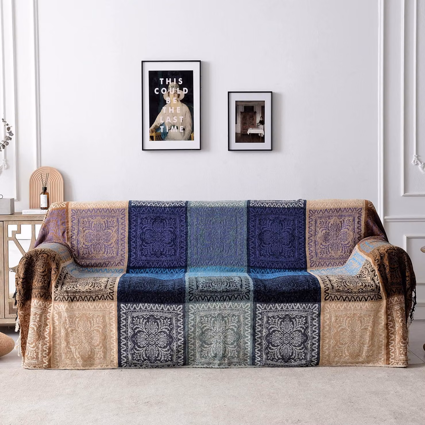 Coperta da divano boho in chenille con frange e motivo jacquard, colore lilla, dimensioni 220x260 cm