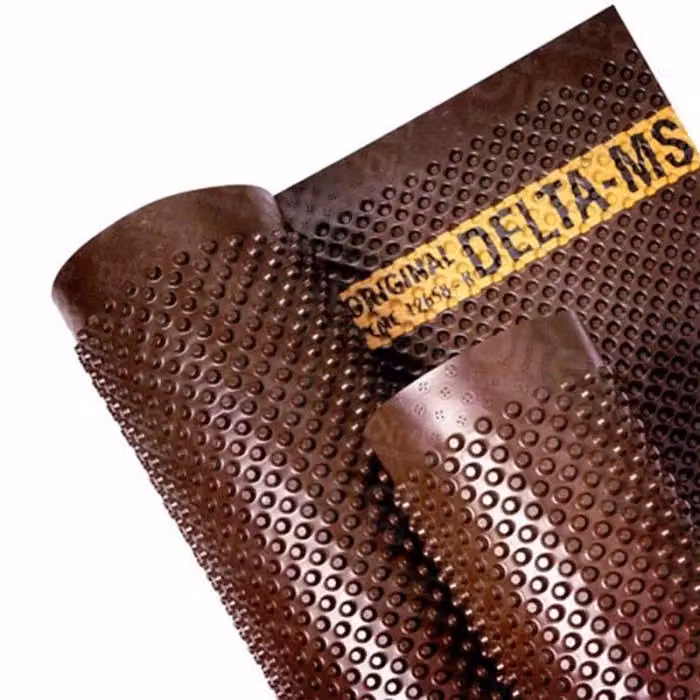 Membrana alveolare drenante Delta MS in HDPE marrone per piscine in legno H: 1,5 m x L: 20 m – 2
