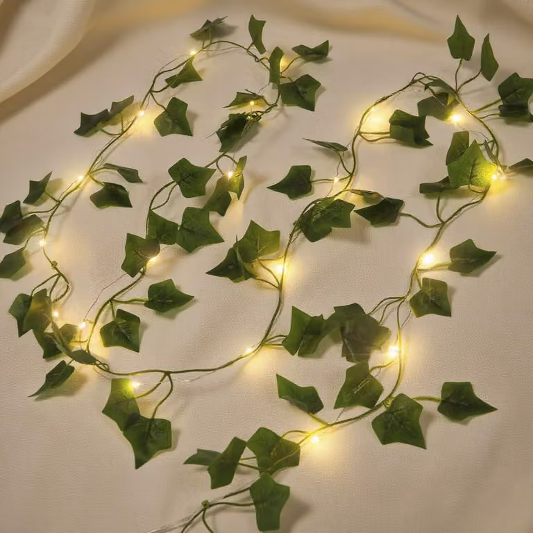 Catena luminosa a forma di edera artificiale, 20 LED, 2 metri, verde, alimentata a batteria