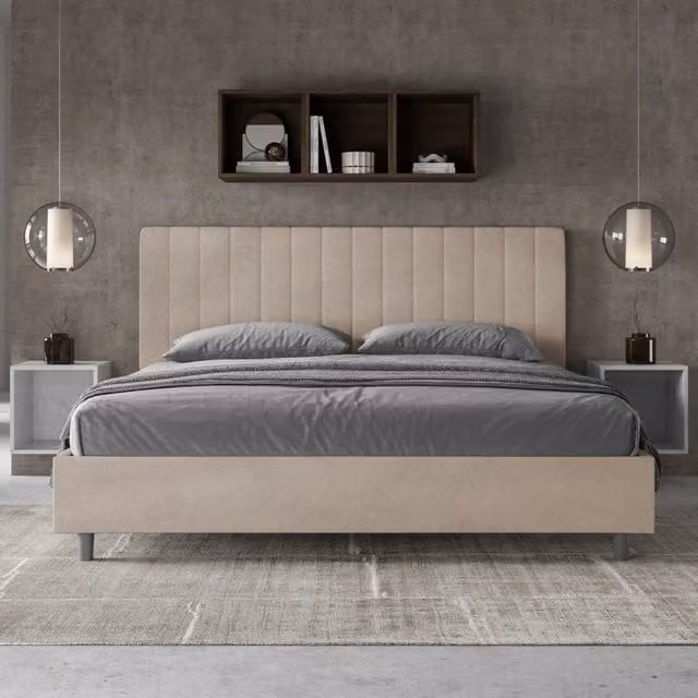 Letto matrimoniale king size con contenitore Agueda di ityhome, imbottito in microfibra color sabbia, L: 190 cm x P: 200 cm
