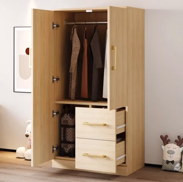 Armadio moderno per cameretta con ante a battente e cassetti integrati, marrone e beige, L: 70 cm, P: 40 cm, H: 135 cm
