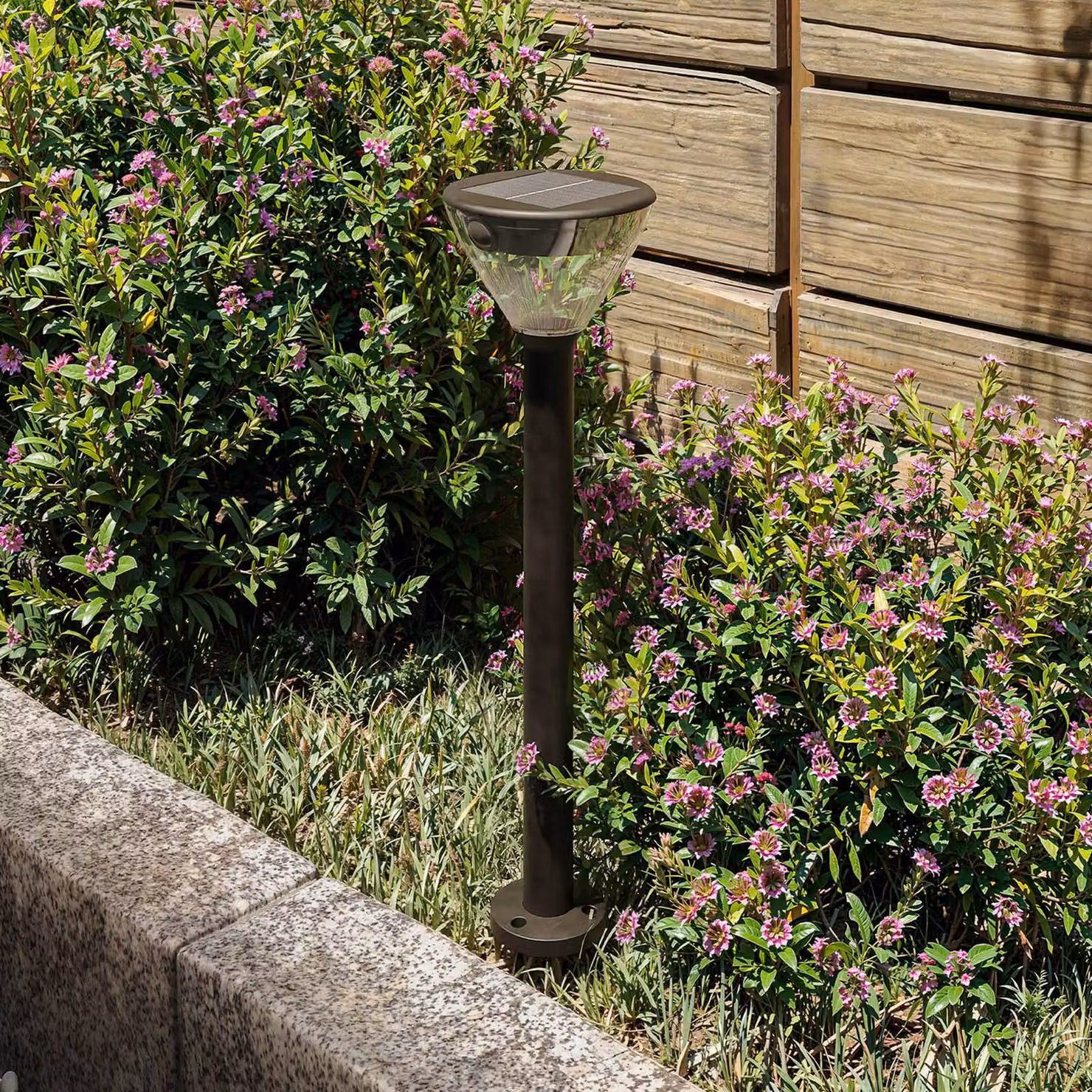 Philips Lampada da strada a LED e solare Kyna, nera, con sensore, IP44 Kyna, Nero, Plastica