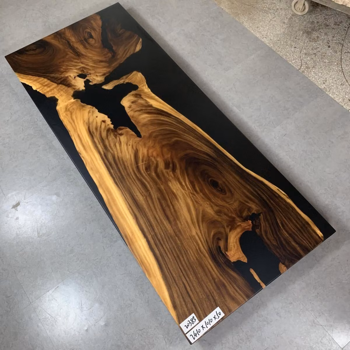 Luxus Tische Esstisch River Table Massiv Tische 240x100 Flusstisch Echtes Holz
