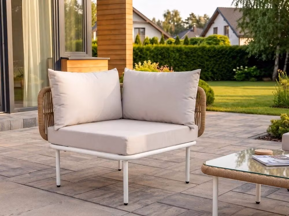 Poltrona da giardino BELIANI in metallo e rattan con tessuto beige stile boho moderno – 2