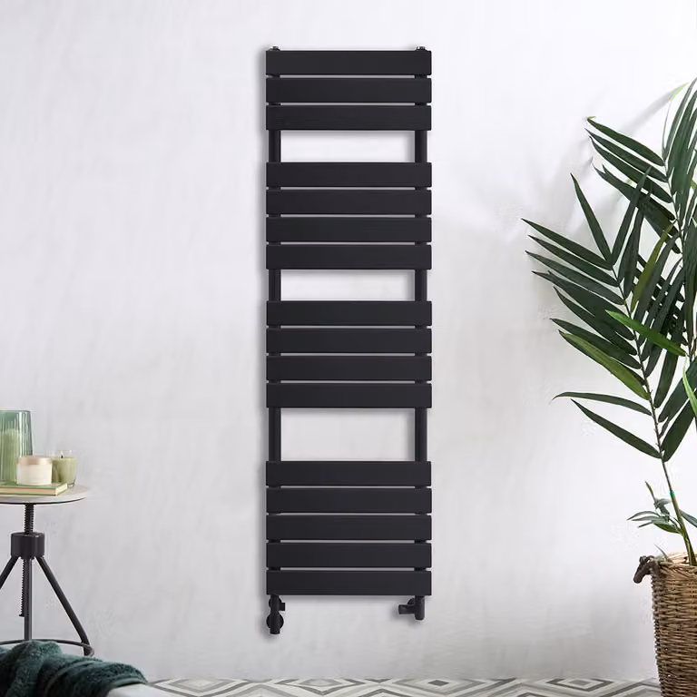 Scaldasalviette Misto Nero  - 1500mm x 450mm - incl. 800 Watt Elemento Riscaldante con Copricavo,  e Valvole