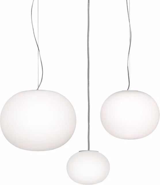 Lampada a sospensione Flos Glo-Ball bianca con design a sfera e altezza regolabile