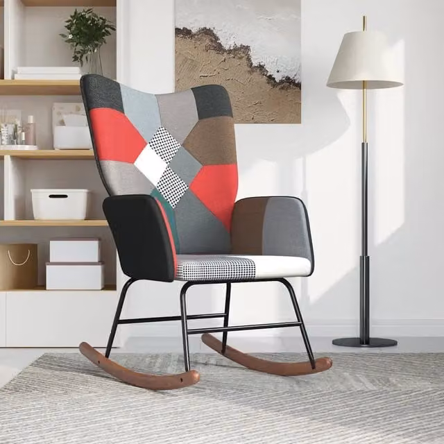 Sedia a Dondolo in Tessuto Patchwork Multicolore con Design Astratto per Adulti