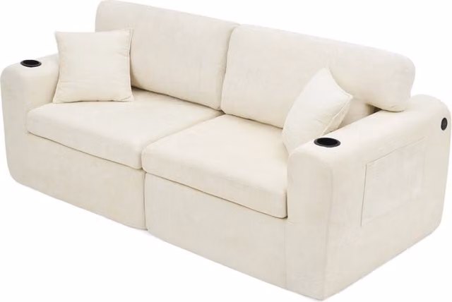 Divano relax 2 posti in tessuto Chenille beige con portariviste laterale e portabicchieri, ideale per piccoli spazi