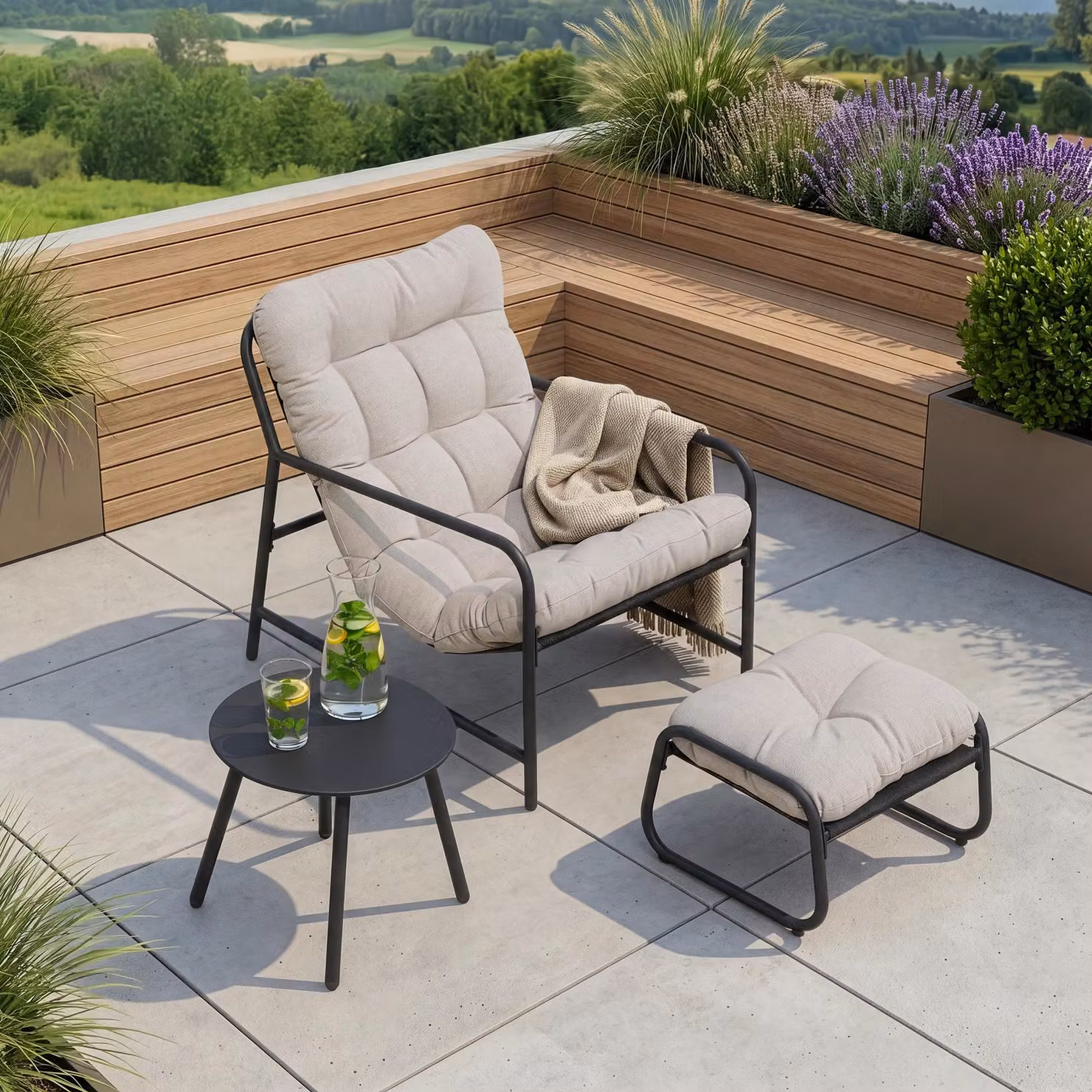 Set di mobili da giardino "Trerdfjoa" composto da: sedia da giardino, tavolo da giardino e poggiapiedi. Struttura in metallo, colore grigio scuro/grigio