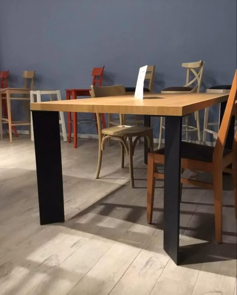 Tavolo fisso rettangolare in legno rovere e ferro stile industrial Mobili 2G L: 250 cm, P: 100 cm, H: 78 cm