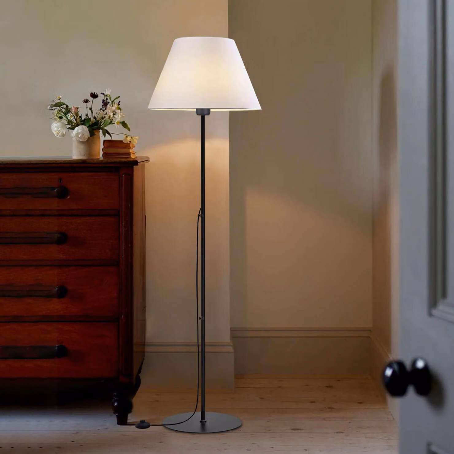 Opviq, 241801, lampada da terra, color crema, STRUTTURA IN METALLO, 35 x 35 x 152 cm