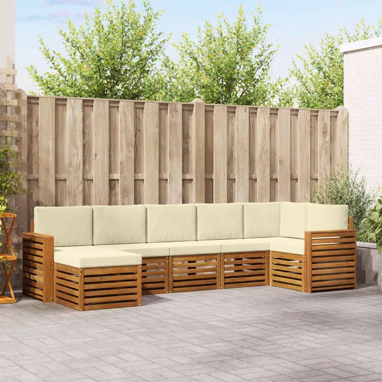 vidaXL Set di divani da esterno a L in legno di acacia con cuscini, 7 pezzi, Beige e Bianco