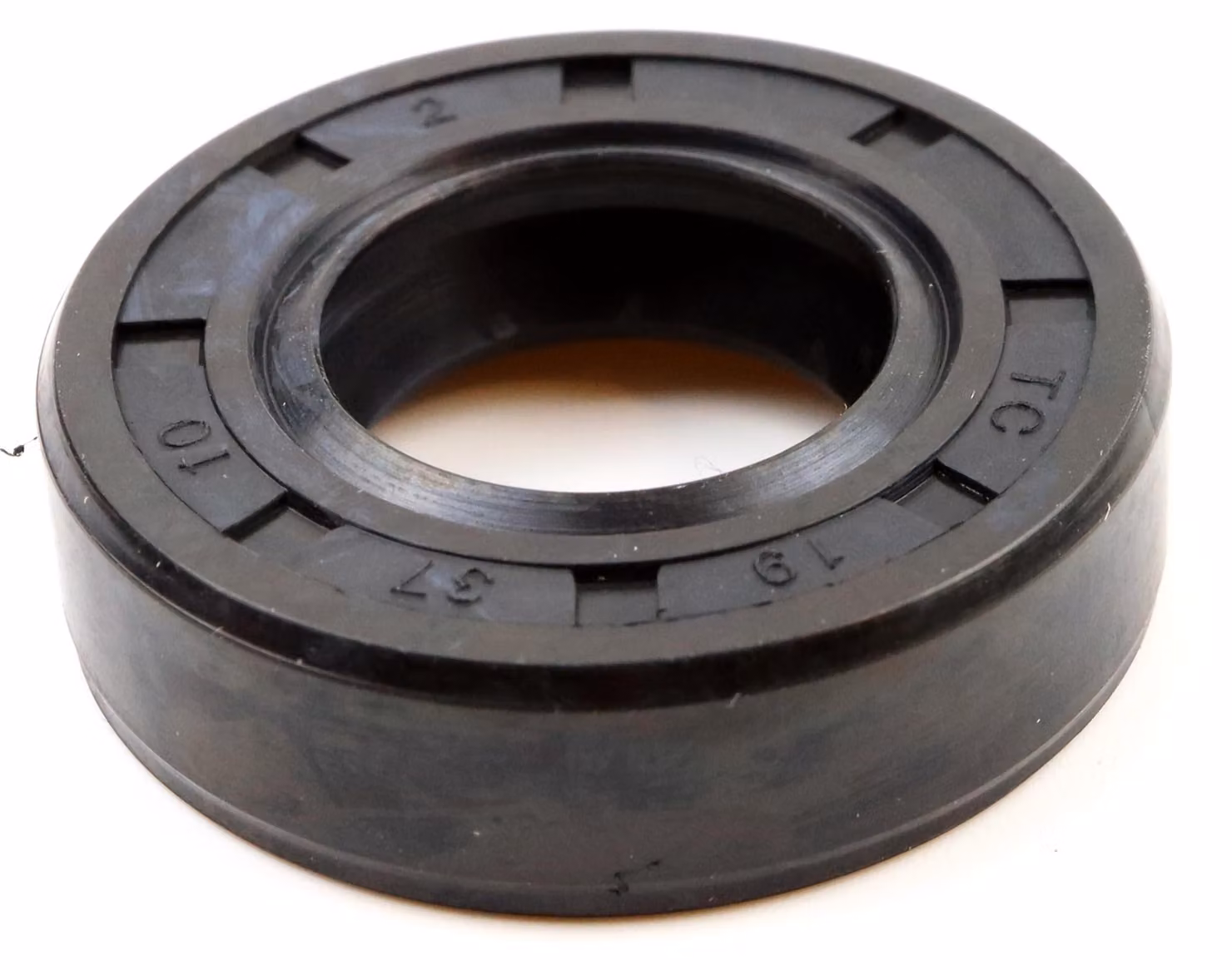 Guarnizione radiale per albero, dimensioni 19x37x10 mm, materiale NBR70, conforme alla norma DIN 3760