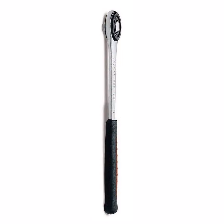 Cricchetto reversibile USAG 237 A con 72 denti e angolo di ripresa di 5°, attacco 3/4'', impugnatura ergonomica bicomponente, colore Nero e Argento – 2