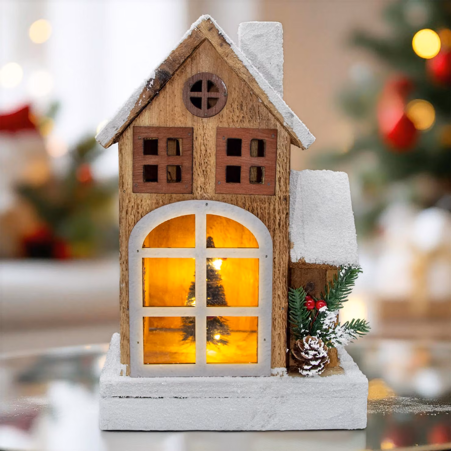 3.06 Casa con tetto di neve + LED - Casa di Natale 19 x 29 cm