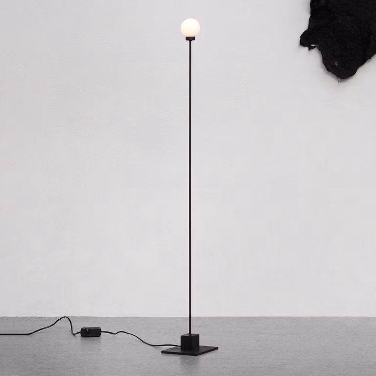 Northern Lampada da terra di design Snowball, dimmerabile, Nero, Soggiorno / Sala da pranzo, Metallo, Design, Lampada da terra