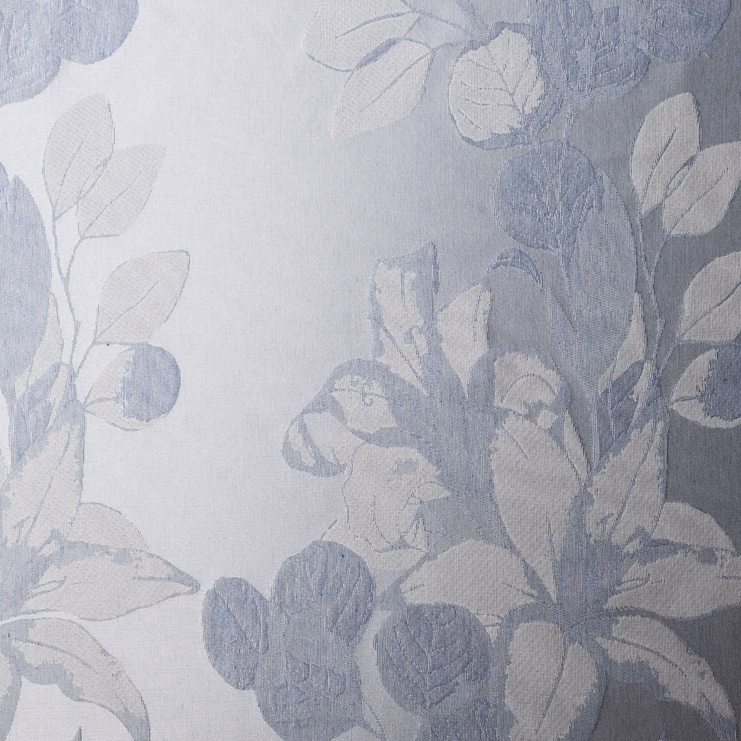 Trapunta in piuma DaunenStep con fantasia floreale multicolore e grigia, traspirante e termoregolatrice – 2