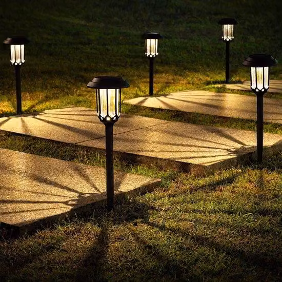 Illuminazione solare per giardini: faretti da terra, illuminazione solare per giardini, illuminazione solare per giardini, faretti da esterno con spina