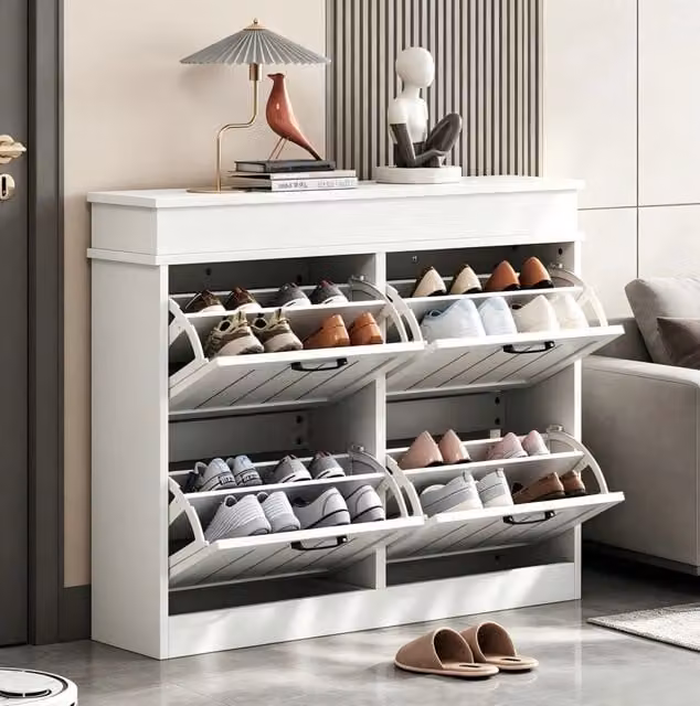 Scarpiera salvaspazio moderna in MDF bianco con 4 ante a ribalta, L: 105 cm, P: 24 cm, H: 83 cm