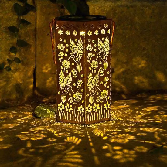 Lanterna a forma di colibrì - Illuminazione da giardino - Illuminazione paesaggistica - Lampada impermeabile in stile ferro battuto - Lanterne solari a forma di colibrì per esterni, adatte alle donne – Eleganti lampade da soffitto per giardino, terrazza,