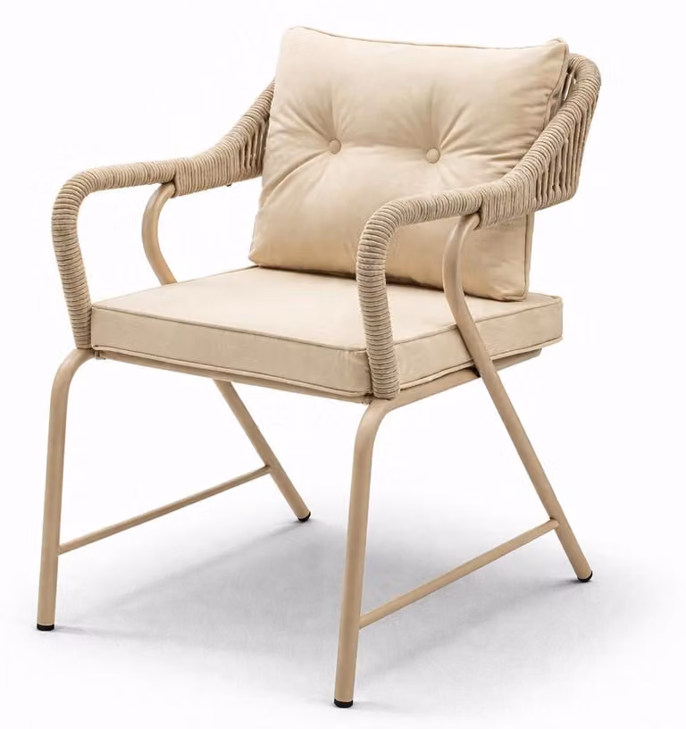 Elegante sedia da terrazzo, sedia da giardino color beige, raffinate sedie in legno, mobili