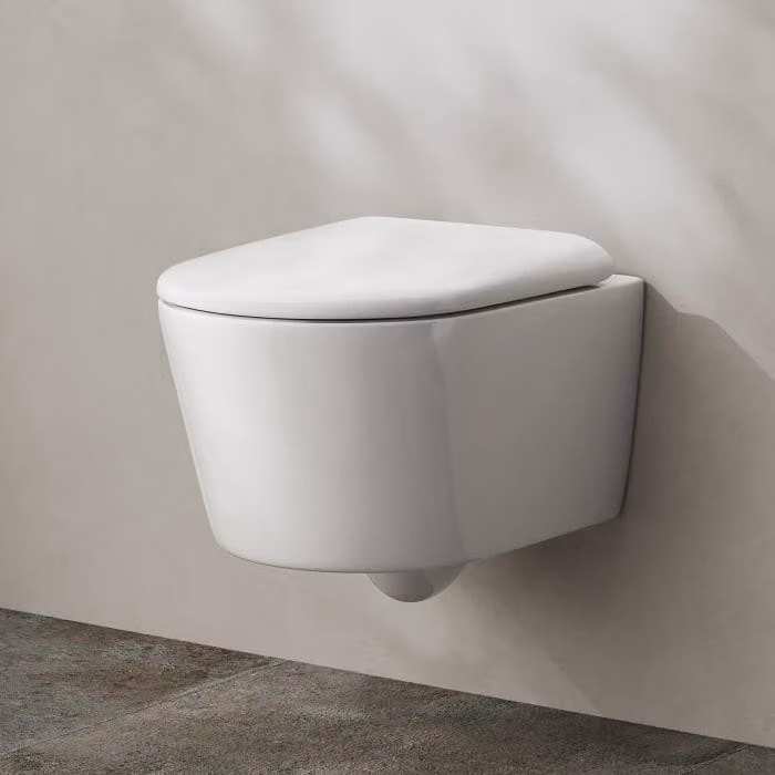 Set completo per vaso sospeso a muro Kronenbach, modello compatto, senza brida, con scarico a rotazione e copriwater avvolgente