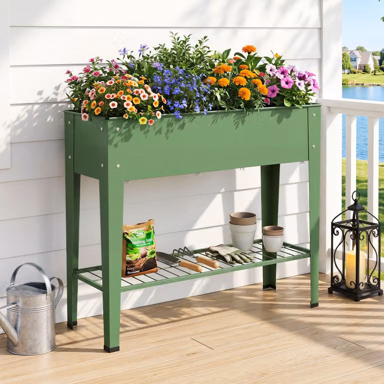 Fioriera rialzata rettangolare Costway in metallo verde con ripiano in rete e fori di drenaggio per orto o giardino ornamentale