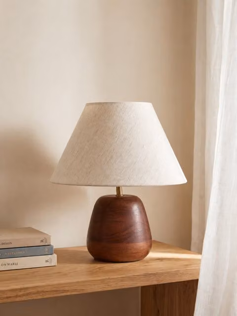 Nuss lampada da tavolo in legno e tessuto marrone e beige Kenay Home H: 35 cm, L: 30 cm, P: 30 cm