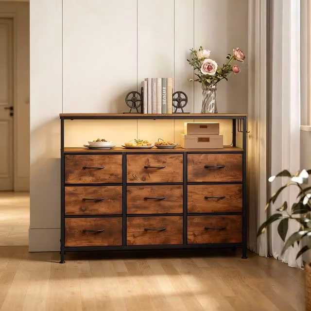Cassettiera REDOM in stile industriale in legno e metallo nero e marrone con illuminazione integrata L: 110 cm, H: 85 cm, P: 30 cm