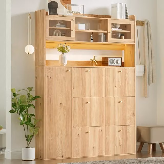 Scarpiera moderna beige con ante in vetro, illuminazione LED integrata e 6 vani ribaltabili, H: 180 cm, L: 130 cm, P: 25 cm