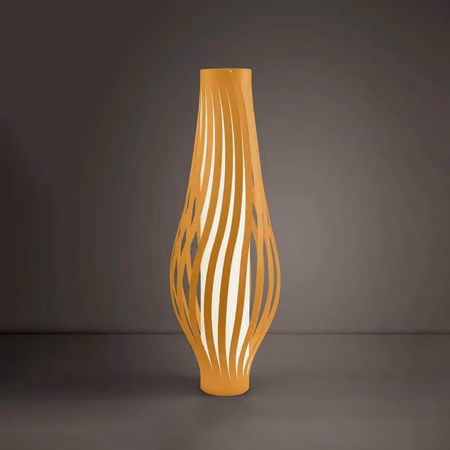 Lampada da terra Totem Dama Helios Linea Zero in polilux ocra giallo Made in Italy