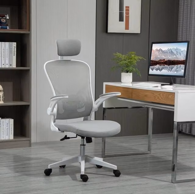 Sedia da ufficio ergonomica grigia con poggiatesta