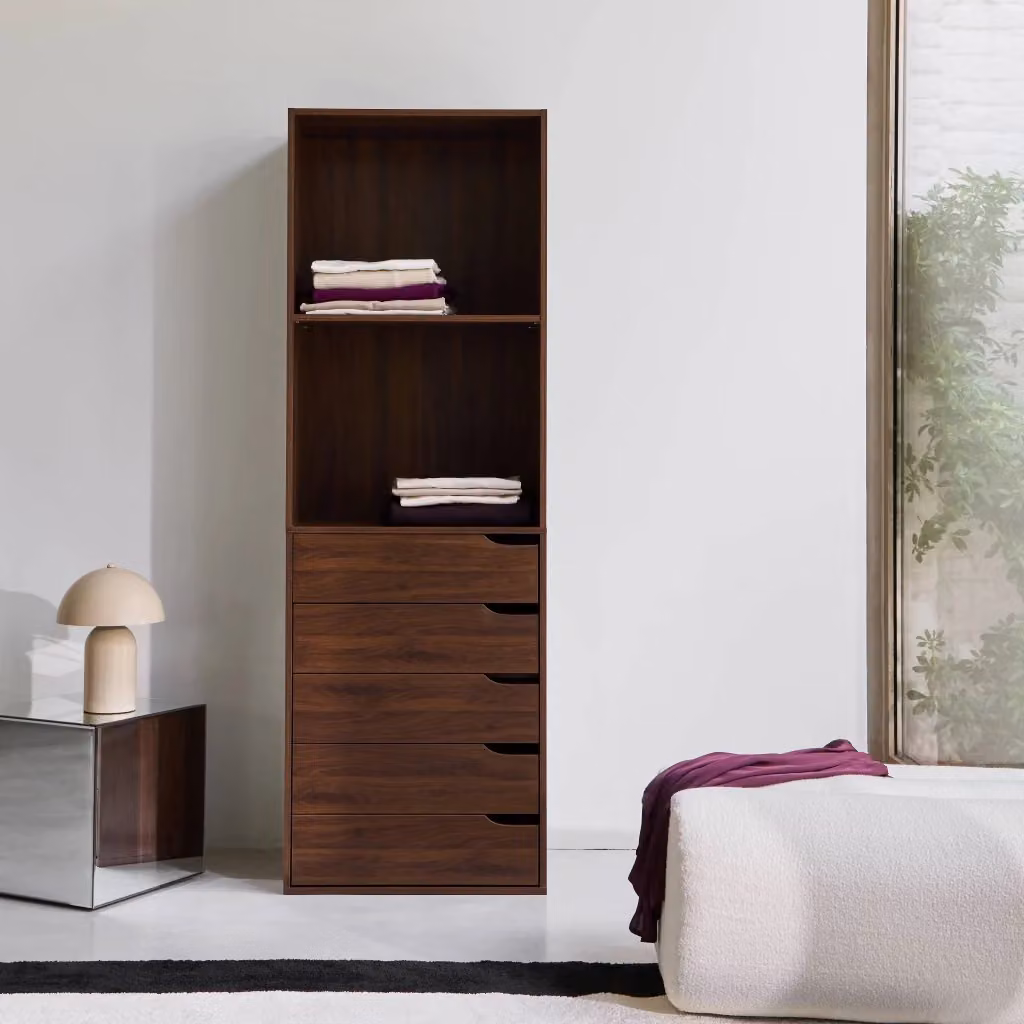 Armadio moderno Sweeek in legno color noce con cassetti e ripiani, H 180 x L 60 x P 45 cm – 2