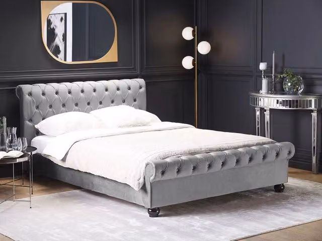 Letto matrimoniale Beliani imbottito in velluto grigio con rete a doghe L/P/H: 180 x 200 x 94 cm