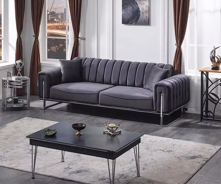 Luxus Grau Dreisitzer Sofa Couch Wohnzimmer Chesterfield Sitz Polstermöbel