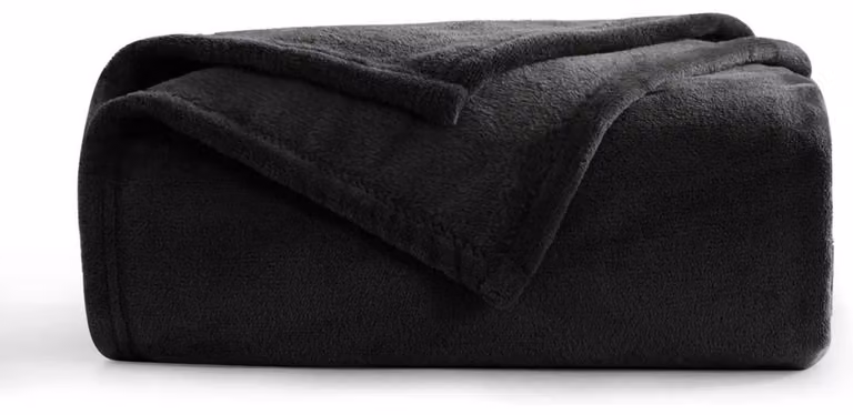 Coperta in pile, nera, morbidissima, 130x150 cm. Ideale per coccolarsi, calda e confortevole
