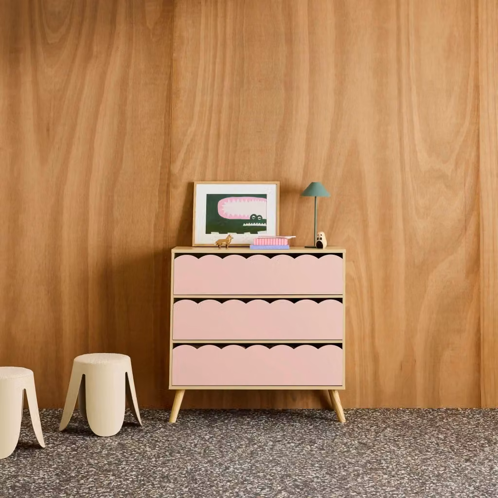 Cassettiera per bambini Sweeek in stile scandinavo, effetto legno, disponibile in bianco, rosa o verde – 2
