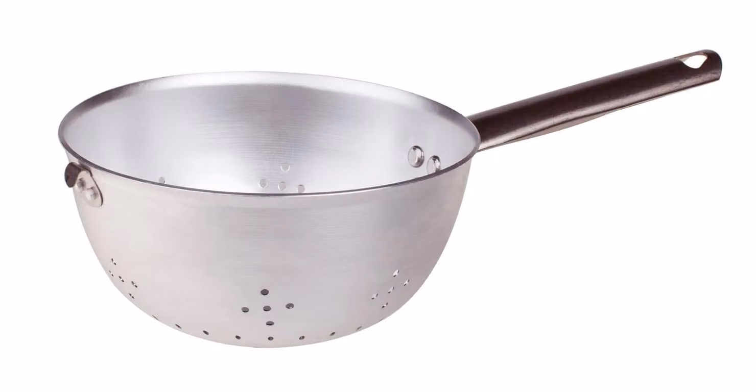 Colapasta Sferico in alluminio 3mm con un manico