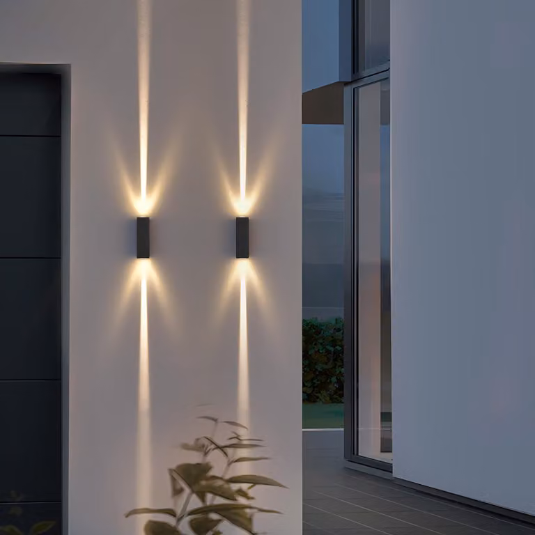 Lampada a LED da esterno, 2 pezzi, alluminio, luce direzionale verso l'alto e verso il basso, 6 W, 3000 K, grado di protezione IP65, colore nero