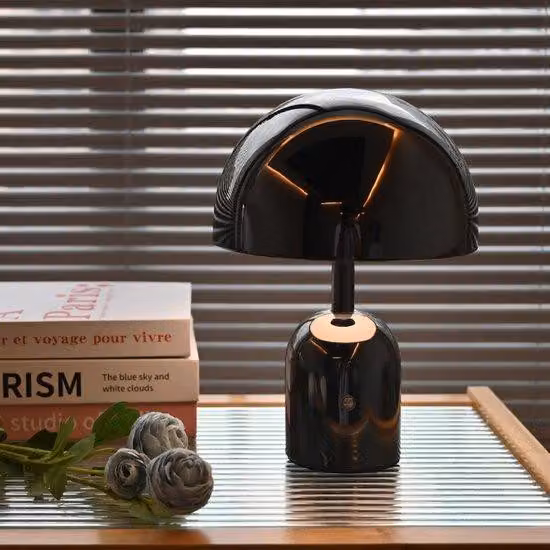 Lampada notturna a LED per il letto - Lampada da scrivania decorativa (nera)