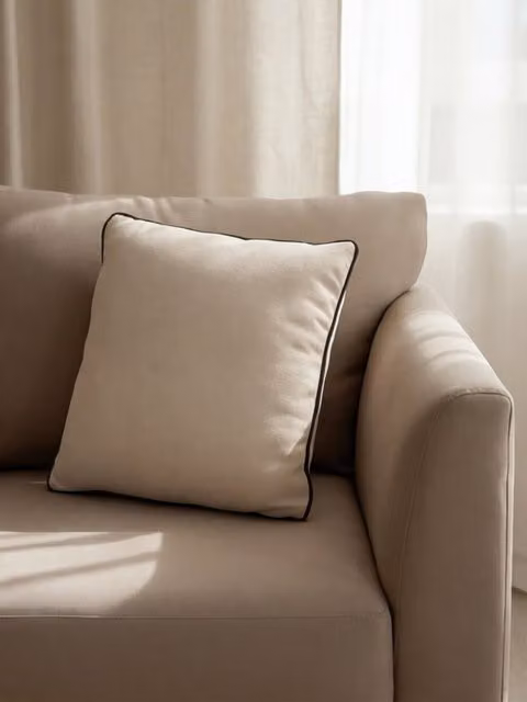 Cuscino quadrato Bloq beige Kenay Home in cotone con rivestimento lavabile L/P/H: 45 x 45 x 45 cm