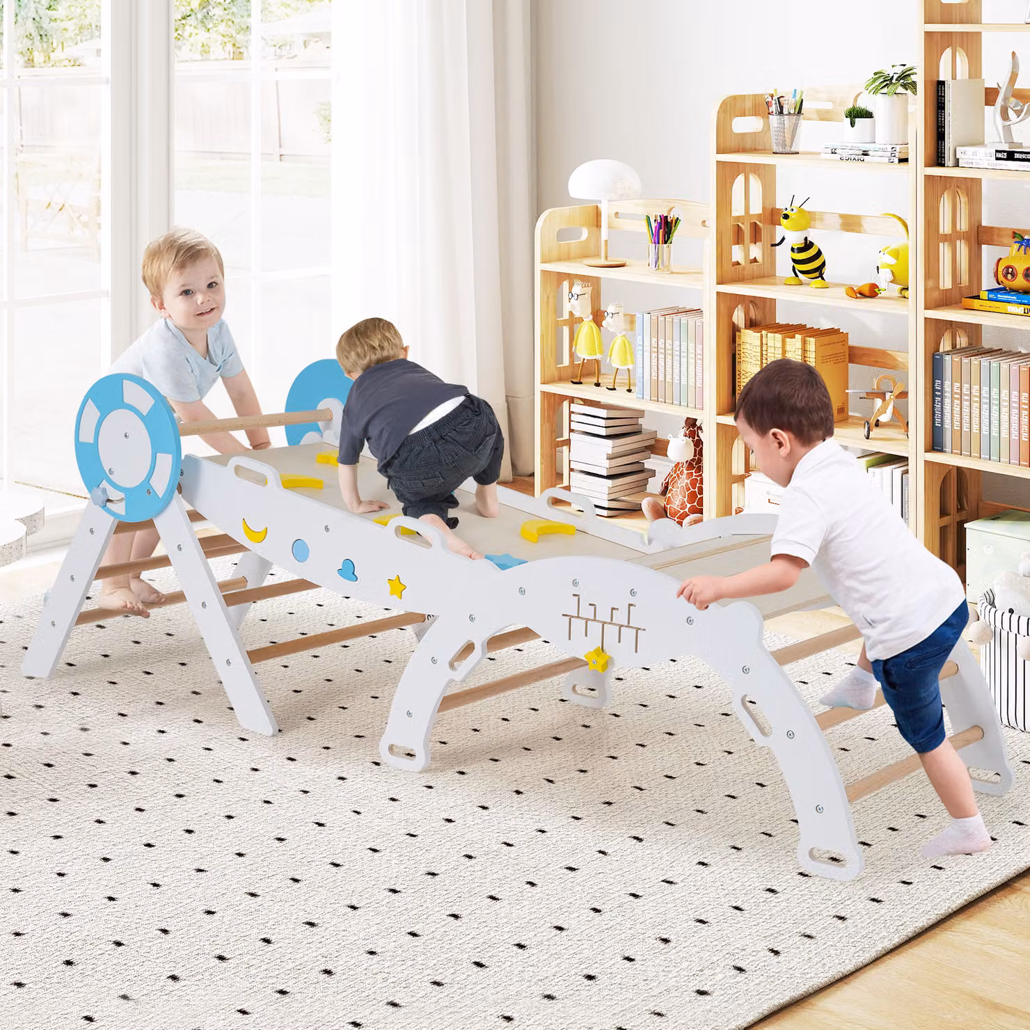 Set Montessori 8 in 1 Costway in legno bianco con scivolo, scala ad arco e labirinto pieghevole per arrampicata e palestra interna per bambini
