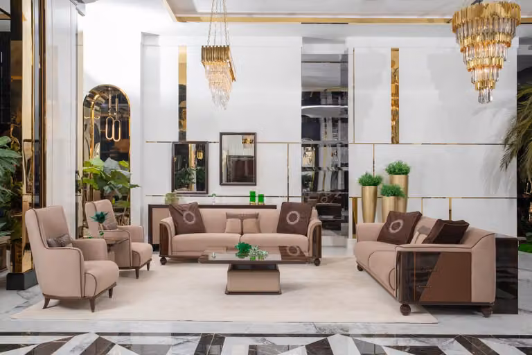 Elegante Wohnzimmer Couchgarnitur 2x Textilsofas 2x Tische Sessel