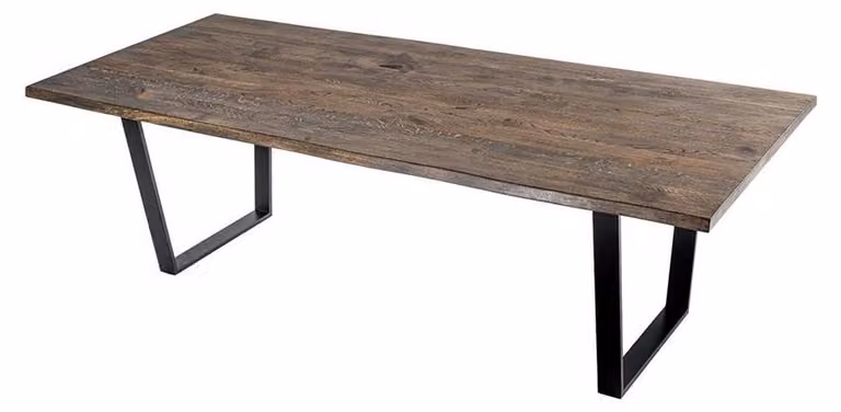 Moderner Esstisch mit stabiler Holzplatte und Metalluntergestell