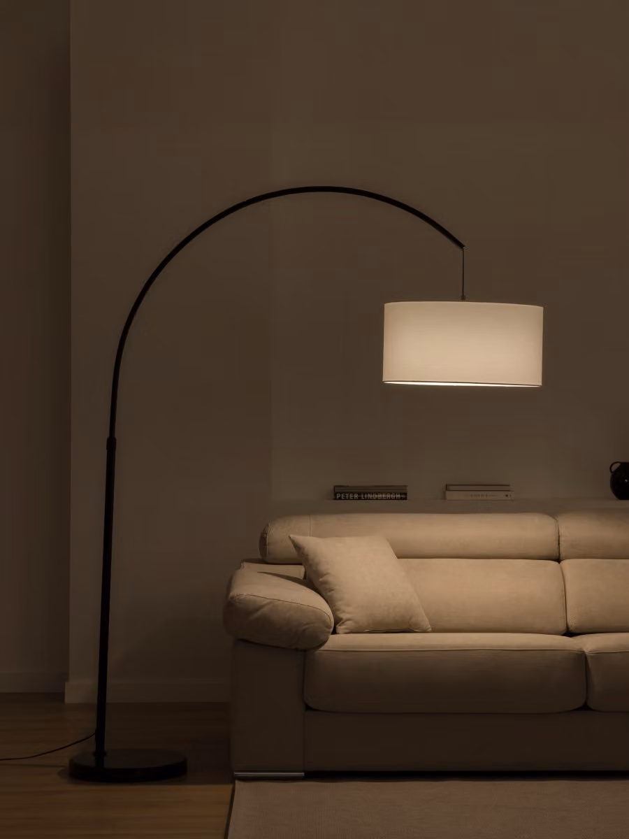 Blane lampada da terra Kenay Home in metallo e marmo con paralume in tessuto bianca e nera H: 192 cm, L: 50 cm, P: 50 cm – 2
