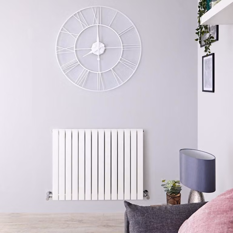 Radiatore Orizzontale Design Bianco 635x834mm 665W - Sloane